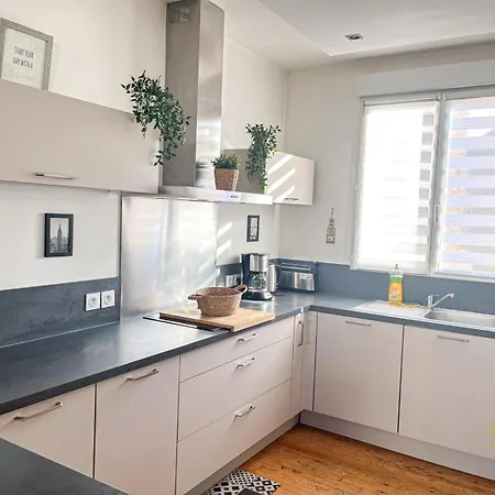 Duplex Elegant Et Spacieux